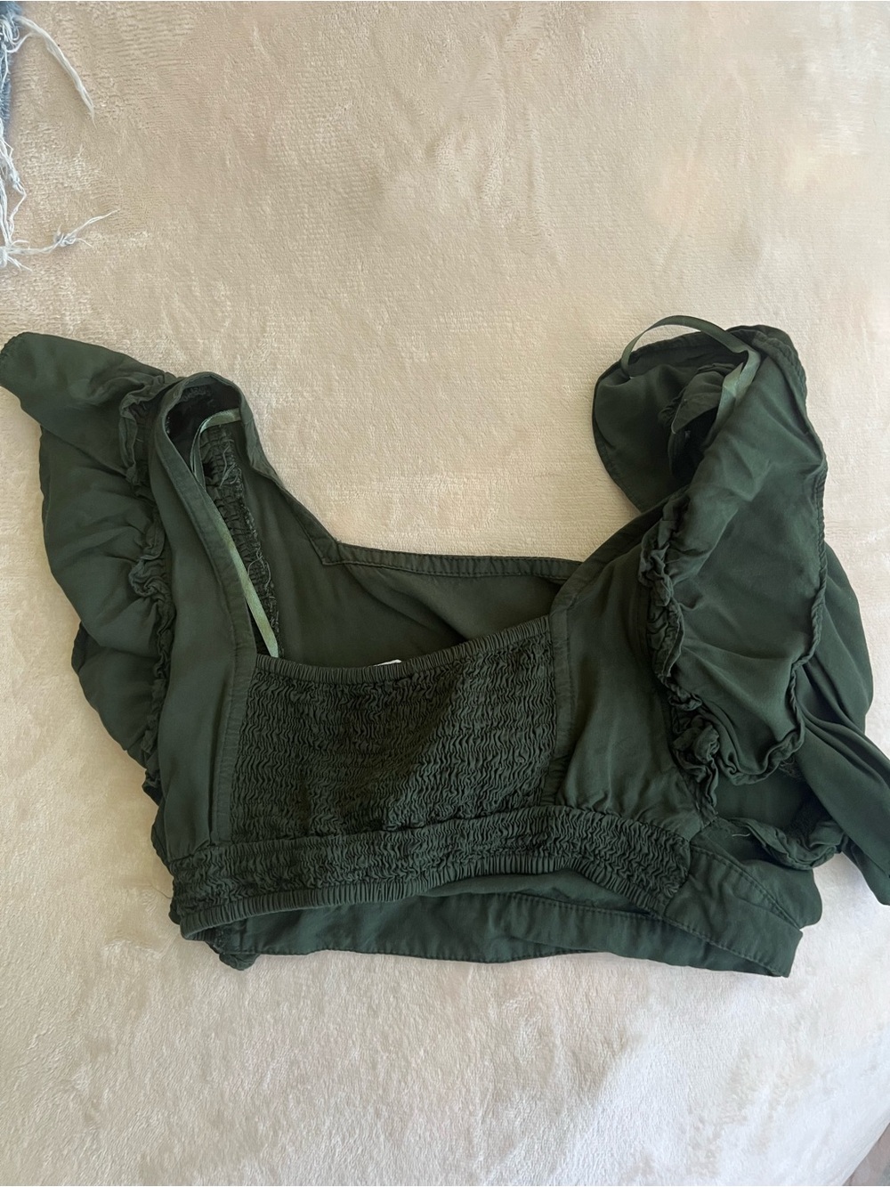 Dark Green Ruffle Sleeve Crop Top - Picture 2 of 3